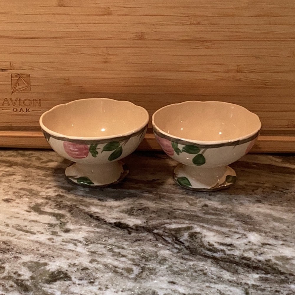 Franciscan desert Rose. 2 dessert cups